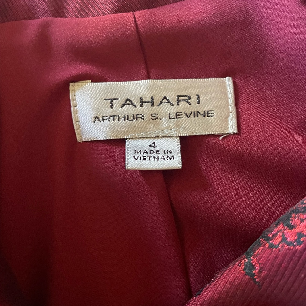 Tahari and Arthur Levine Red Brocade Dress and Jacket NWT! - Picture 10 of 10